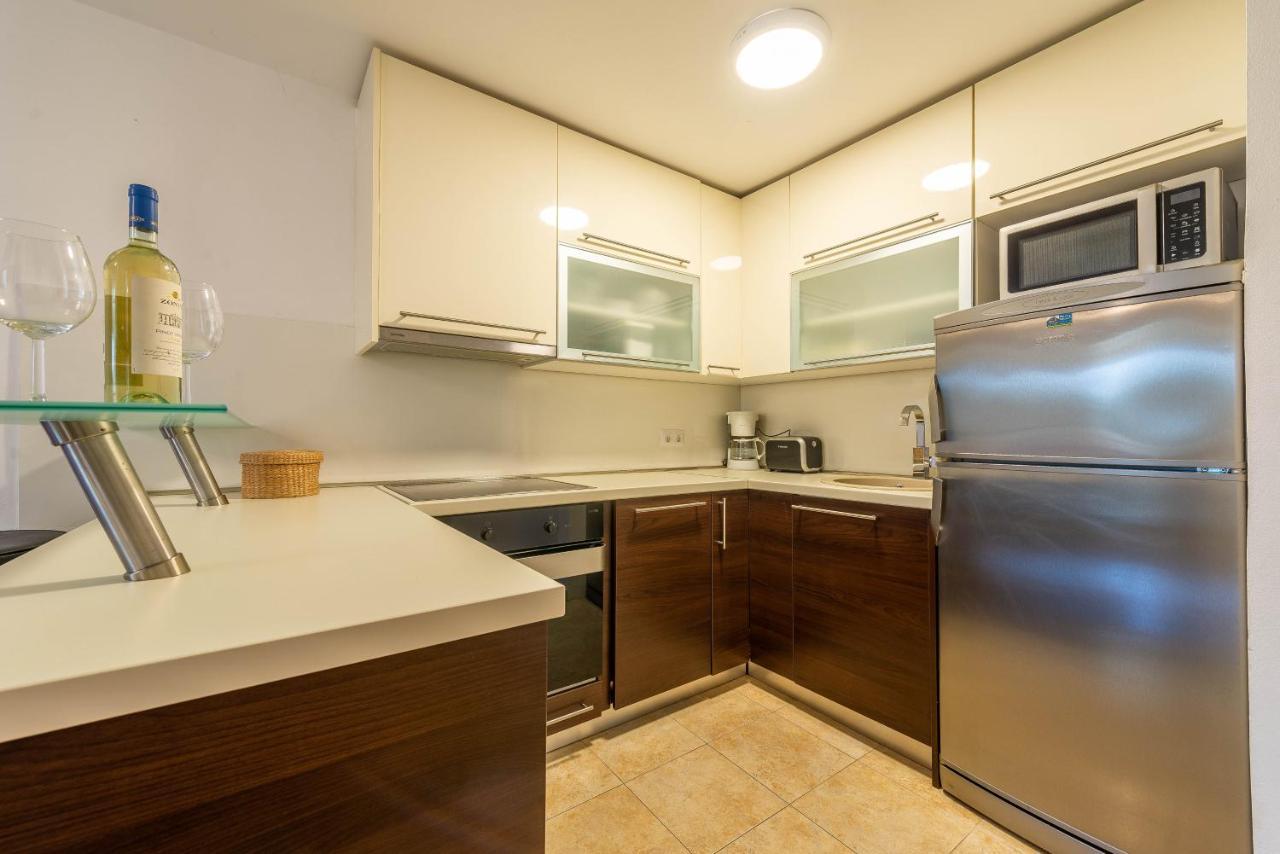 Niko Apartment Вир Екстер'єр фото