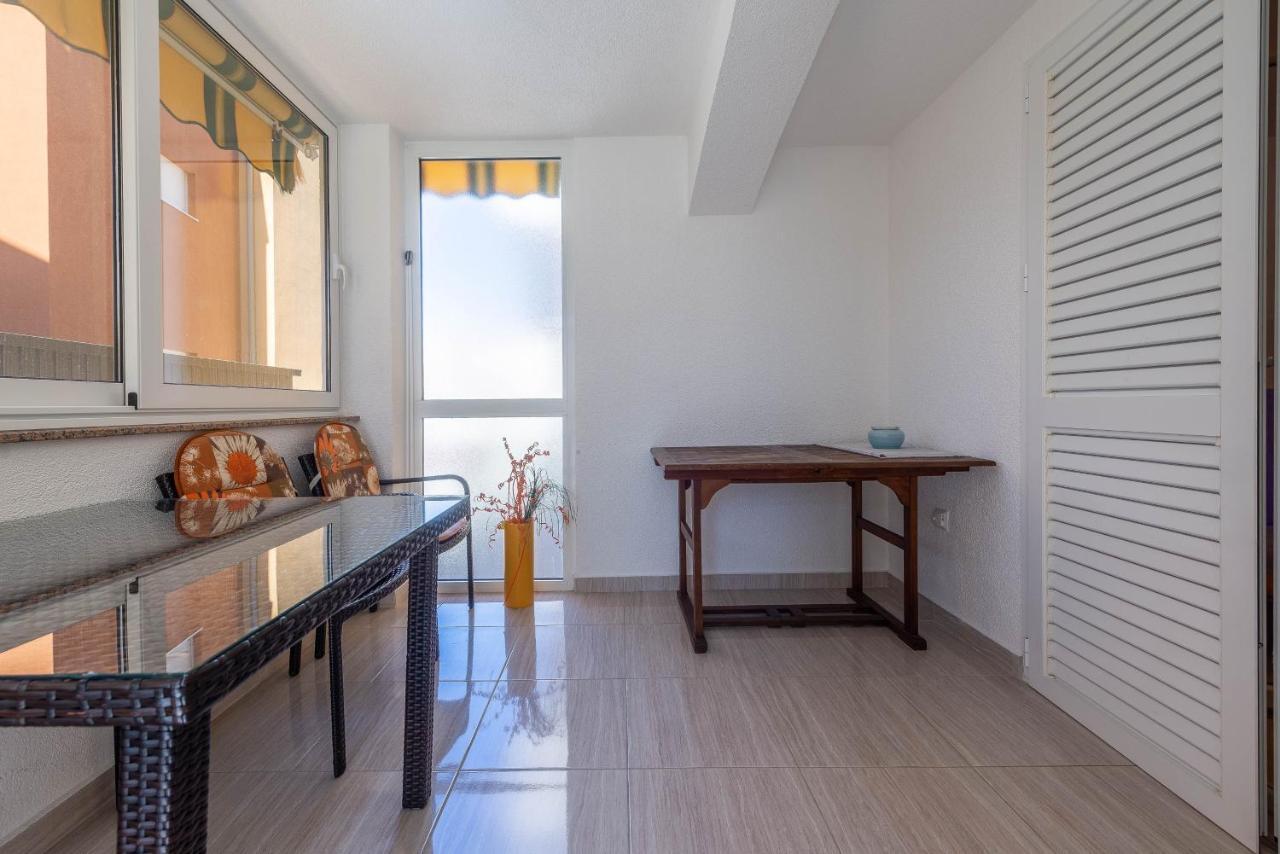 Niko Apartment Вир Екстер'єр фото